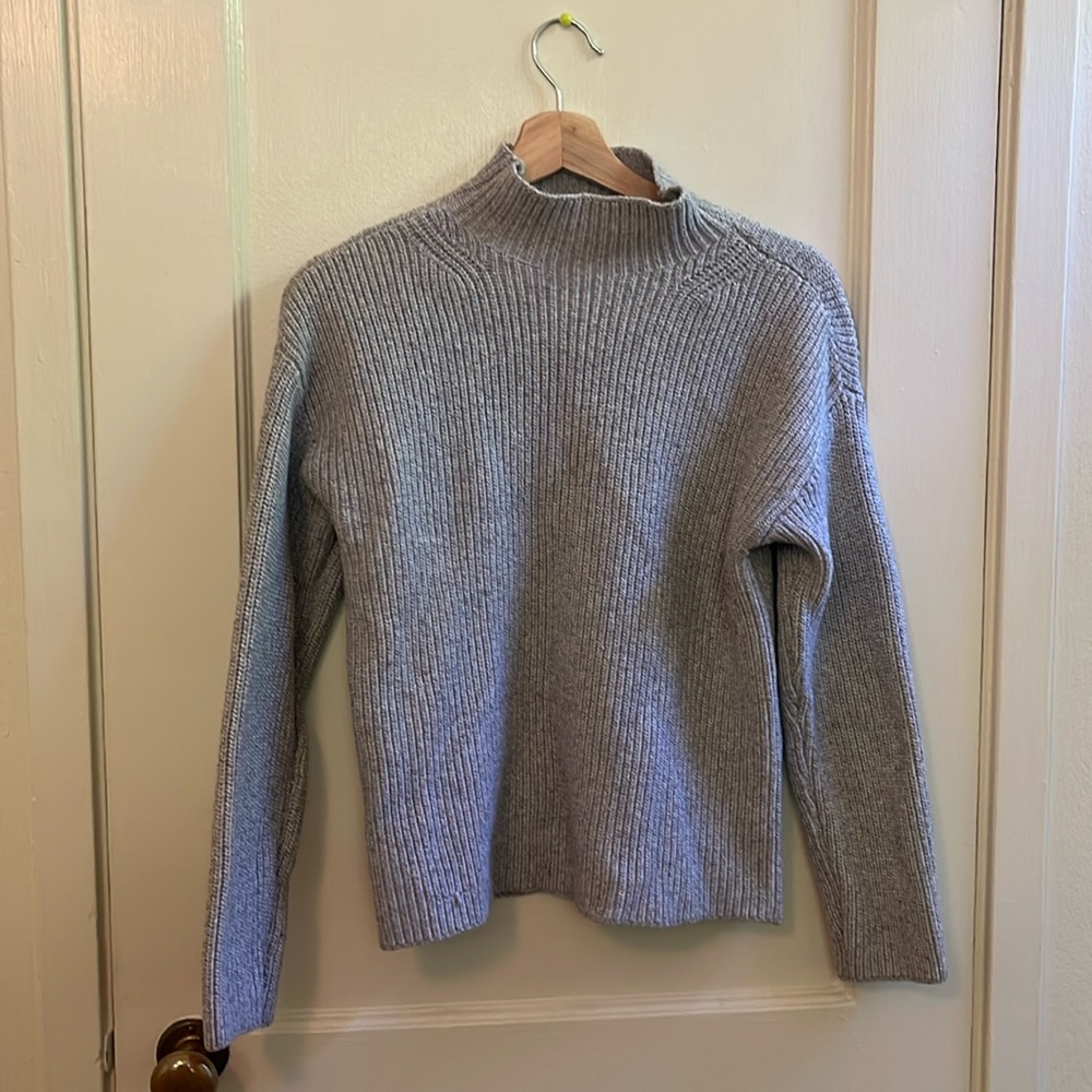 St.John’s Bay Women’s Large Cozy Mockneck Gray Sweater